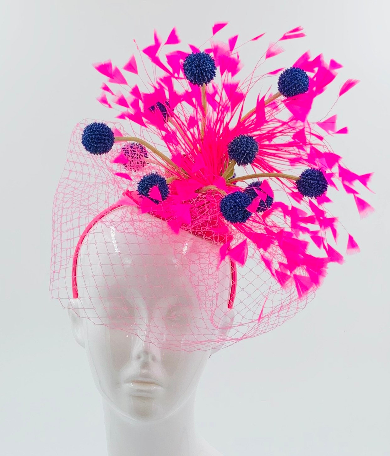 Derby Fascinator, Chic Kentucky Derby Hat Alternative, hot pink and navy blue fascinator, Kentucky derby hat, (GOLD LINE)