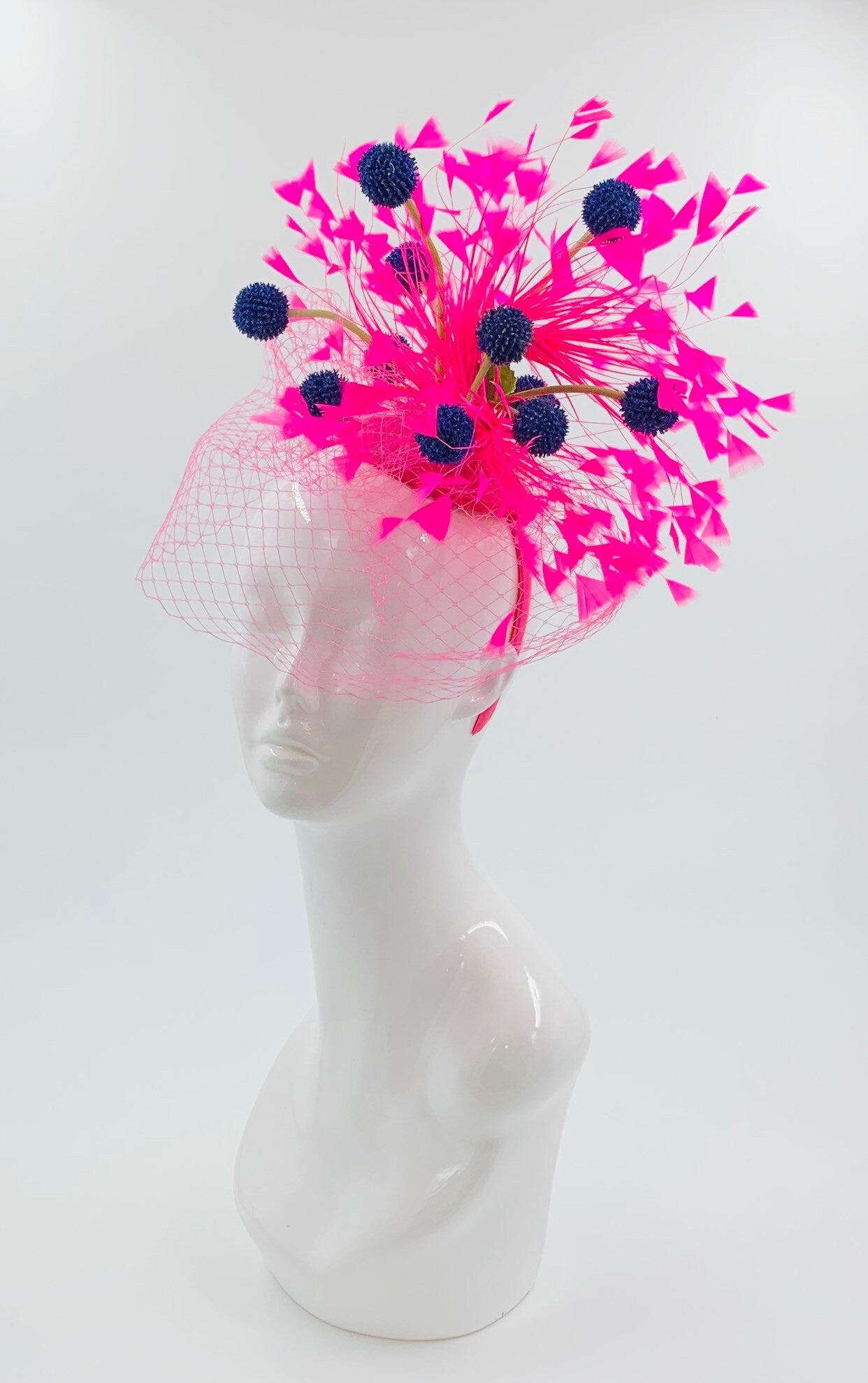 Derby Fascinator, Chic Kentucky Derby Hat Alternative, hot pink and navy blue fascinator, Kentucky derby hat, (GOLD LINE)