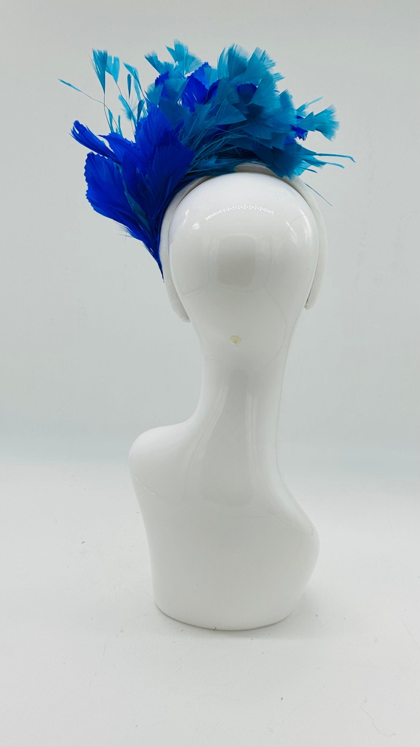 Blue, turquoise and white magnolia Kentucky Derby Floral Feather Fascinator, Derby Hat Alternative (GOLD LINE)