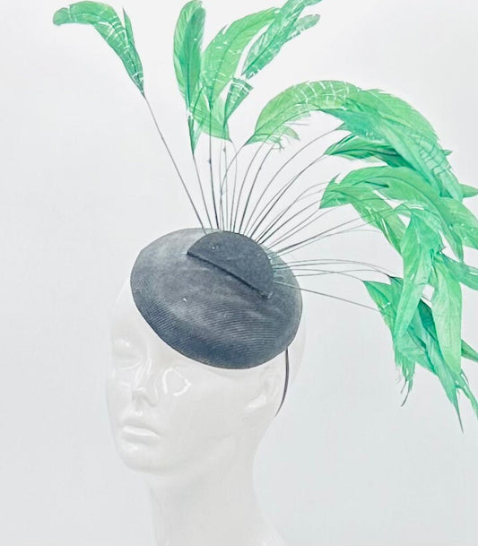 Green feathered Kentucky Derby Fascinator, Derby hat (GOLD LINE)