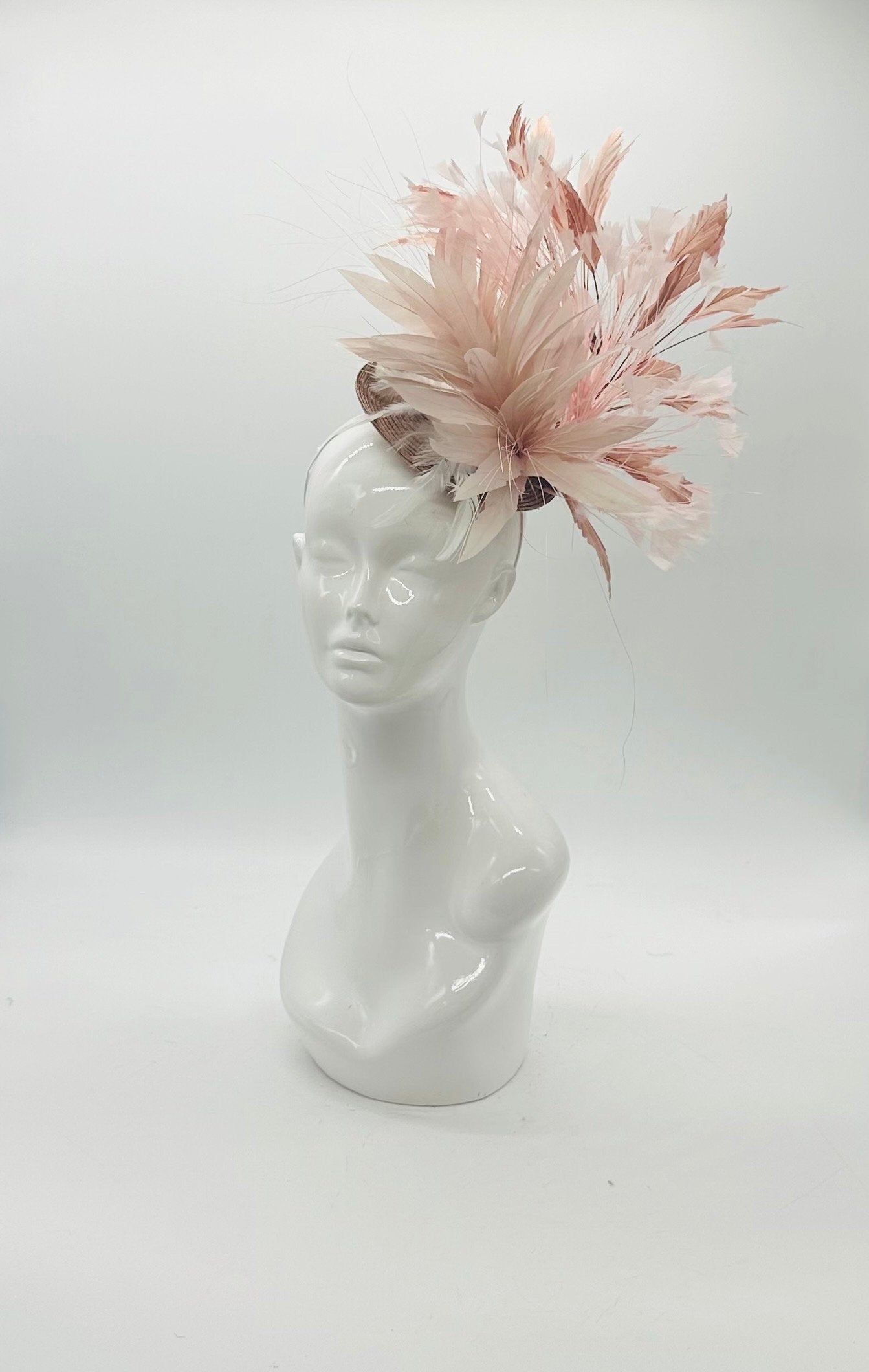 Beige, Blush and Light Pink Derby Fascinator, Kentucky Derby Hat Alternative, Kentucky derby hat (GOLD LINE)