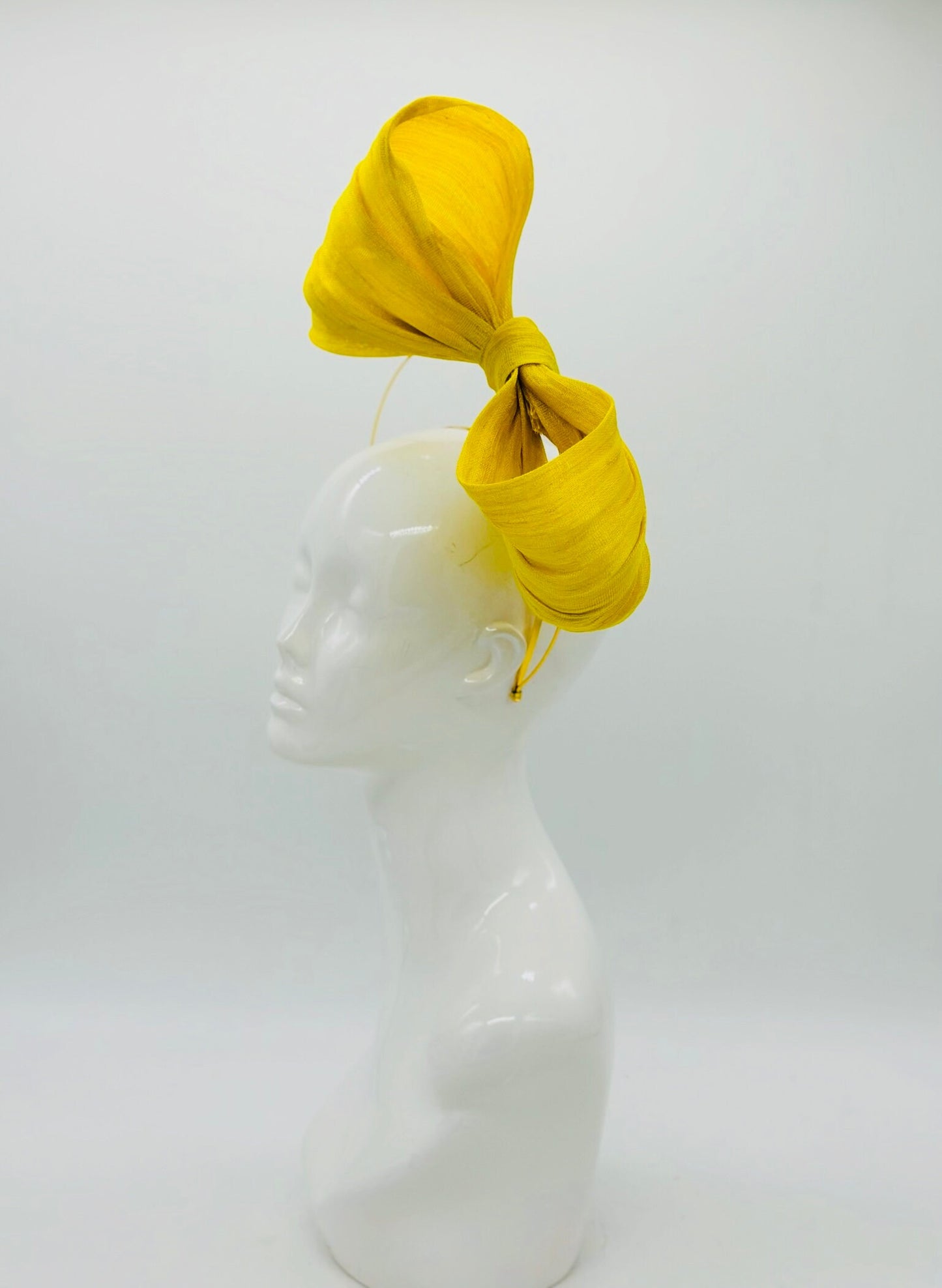 Yellow Derby Fascinator, Kentucky Derby Hat Alternative, Kentucky derby hat (PLATINUM LINE)