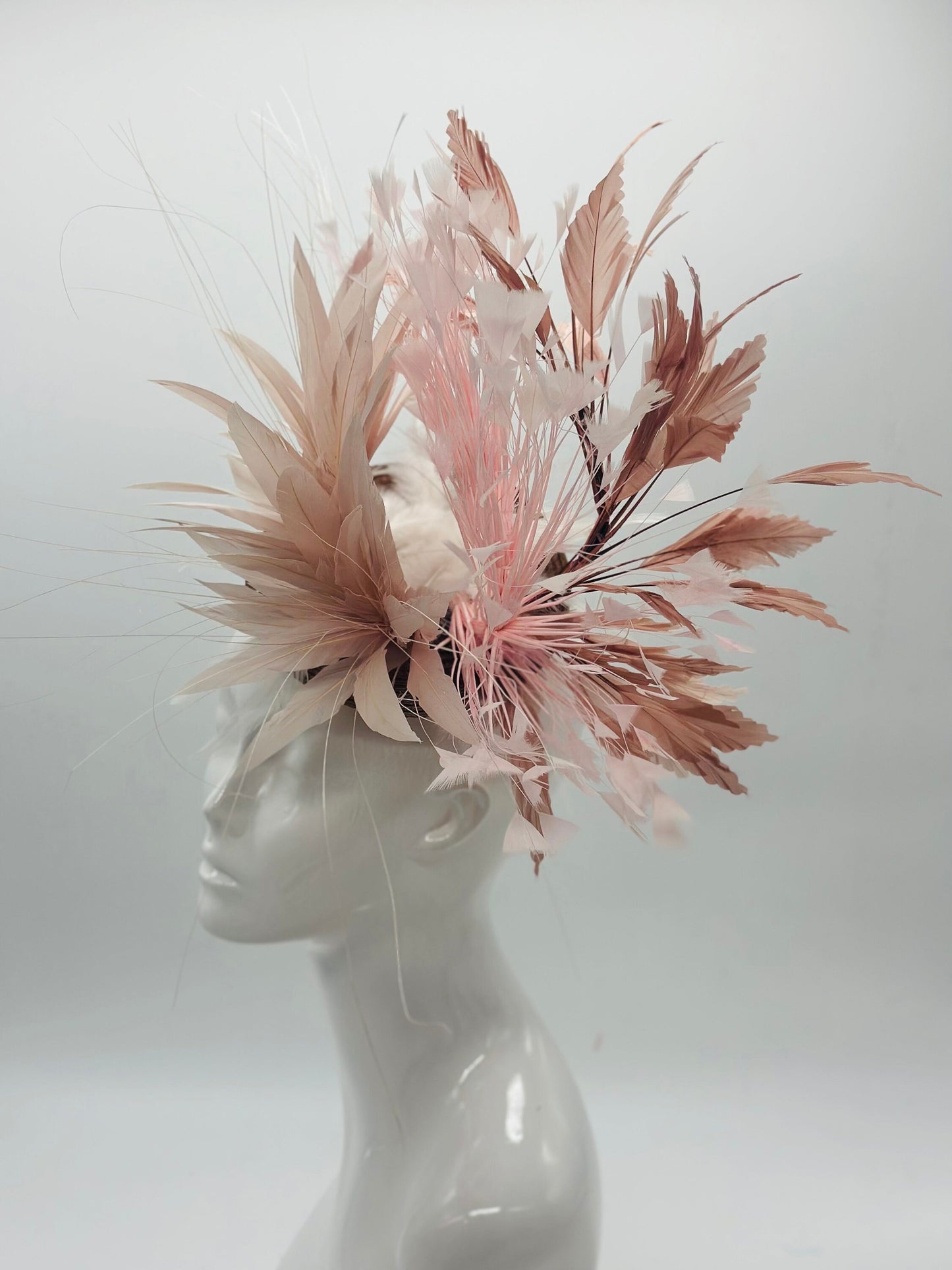 Beige, Blush and Light Pink Derby Fascinator, Kentucky Derby Hat Alternative, Kentucky derby hat (GOLD LINE)