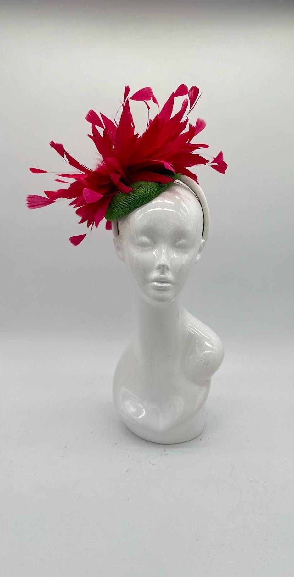 Watermelon pink and Green Derby Fascinator, Kentucky Derby Hat Alternative, Kentucky derby hat (GOLD LINE)