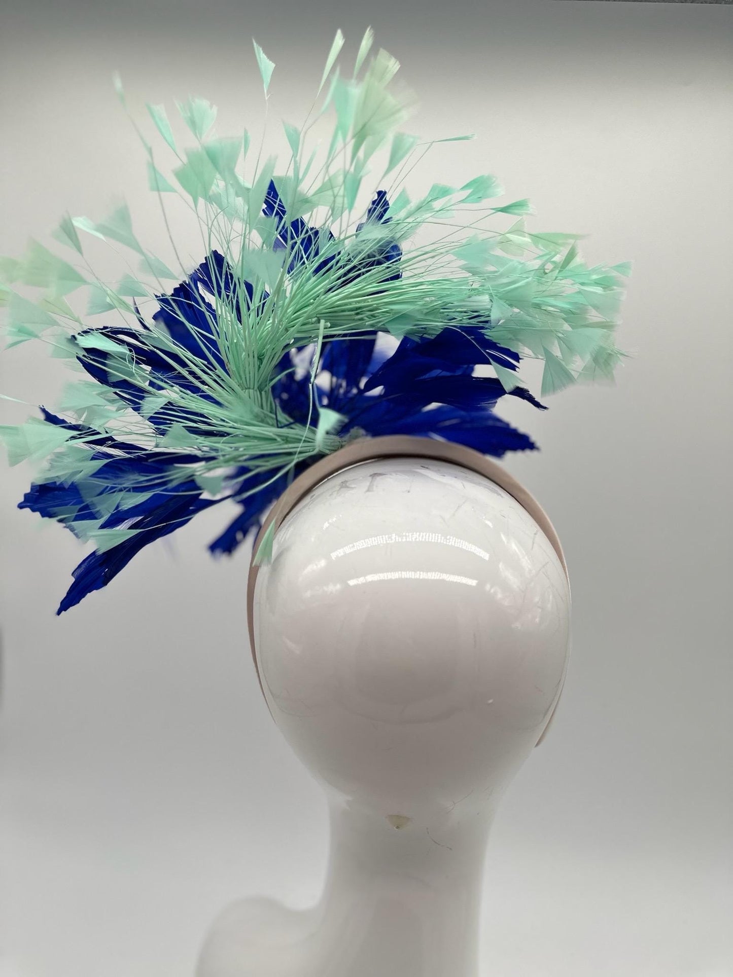 Blue and Teal Derby Fascinator, Kentucky Derby Hat Alternative, Kentucky derby hat (GOLD LINE)