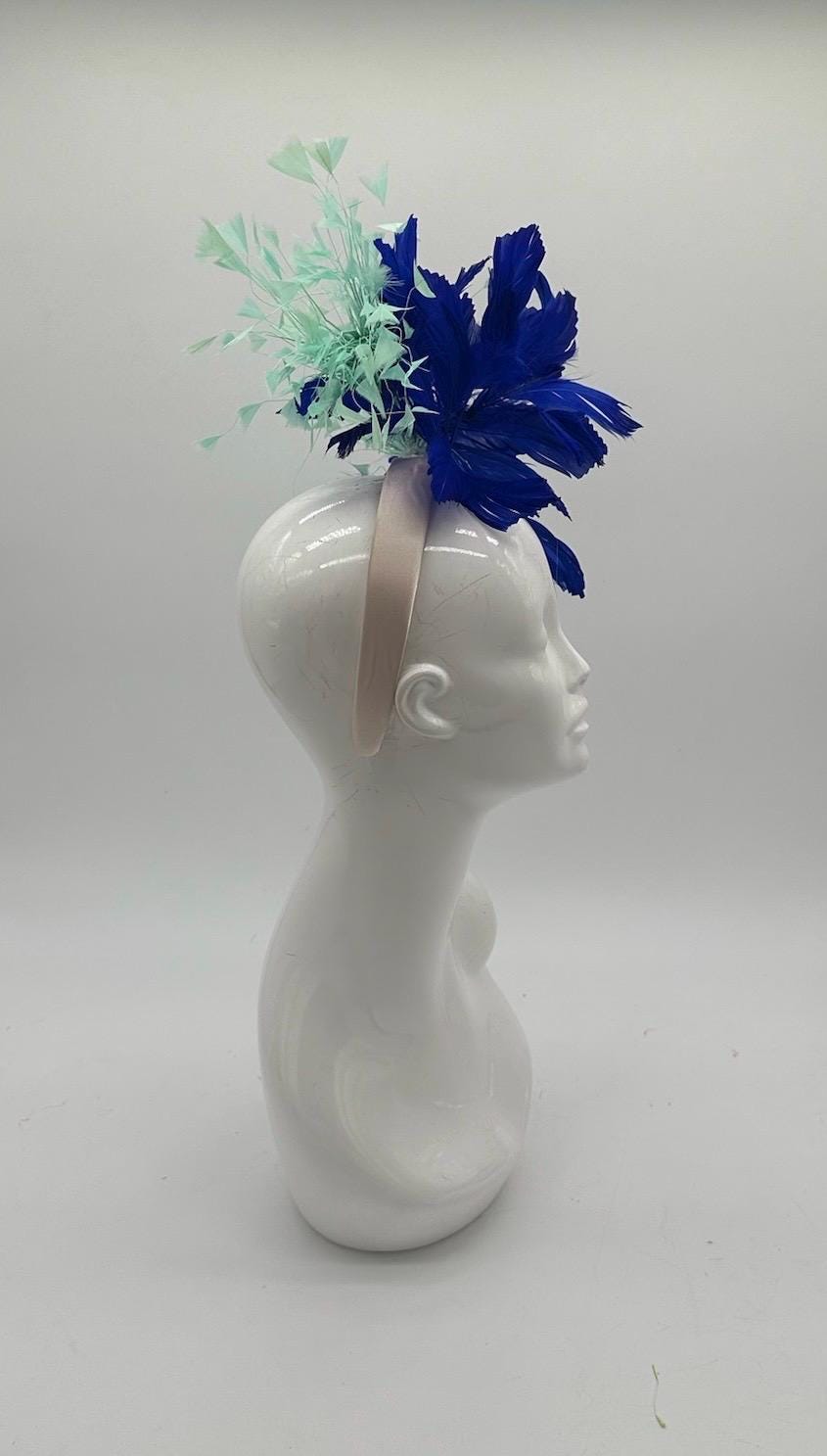 Blue and Teal Derby Fascinator, Kentucky Derby Hat Alternative, Kentucky derby hat (GOLD LINE)