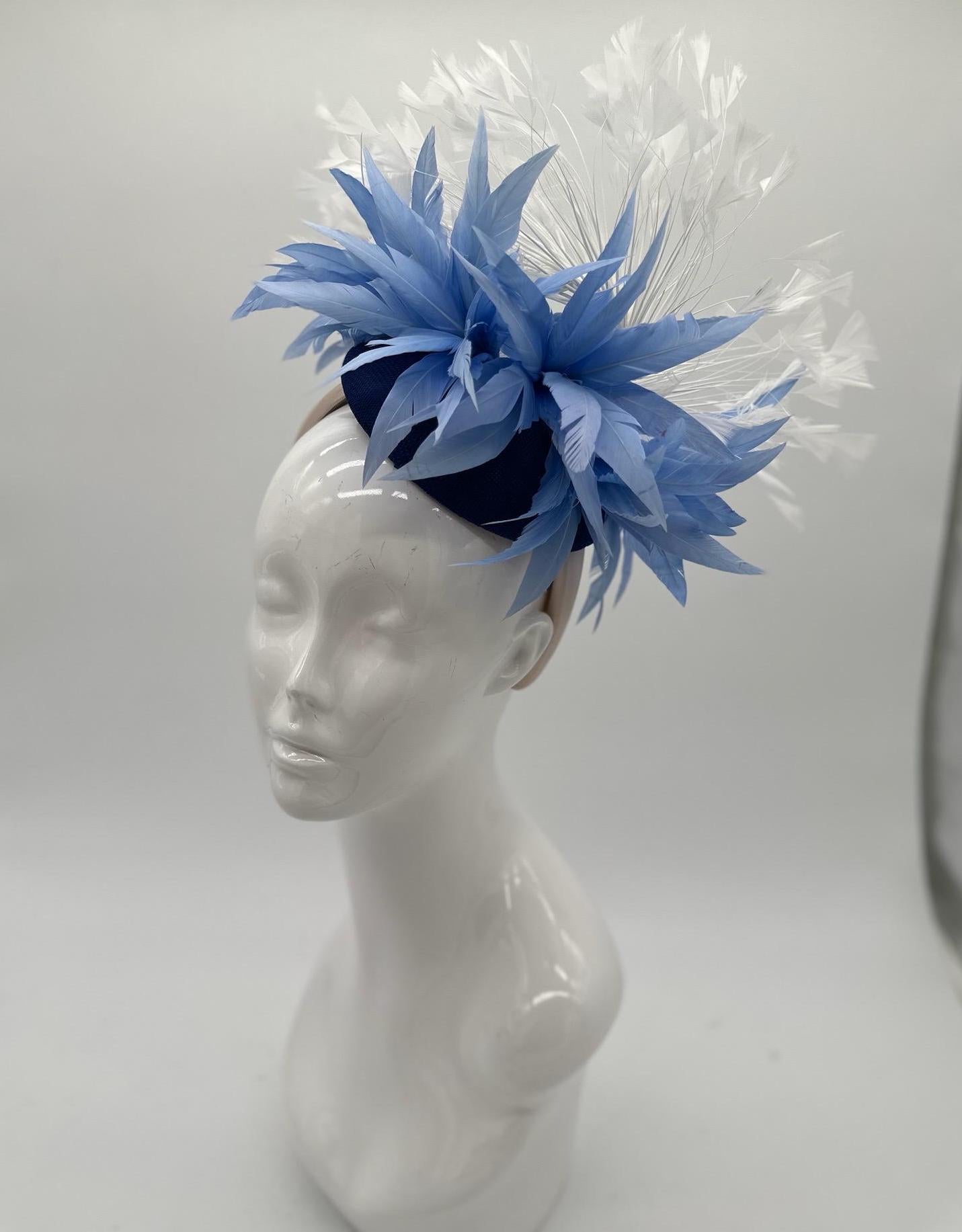 Blue and White Derby Fascinator, Kentucky Derby Hat Alternative, Kentucky derby hat (GOLD LINE)