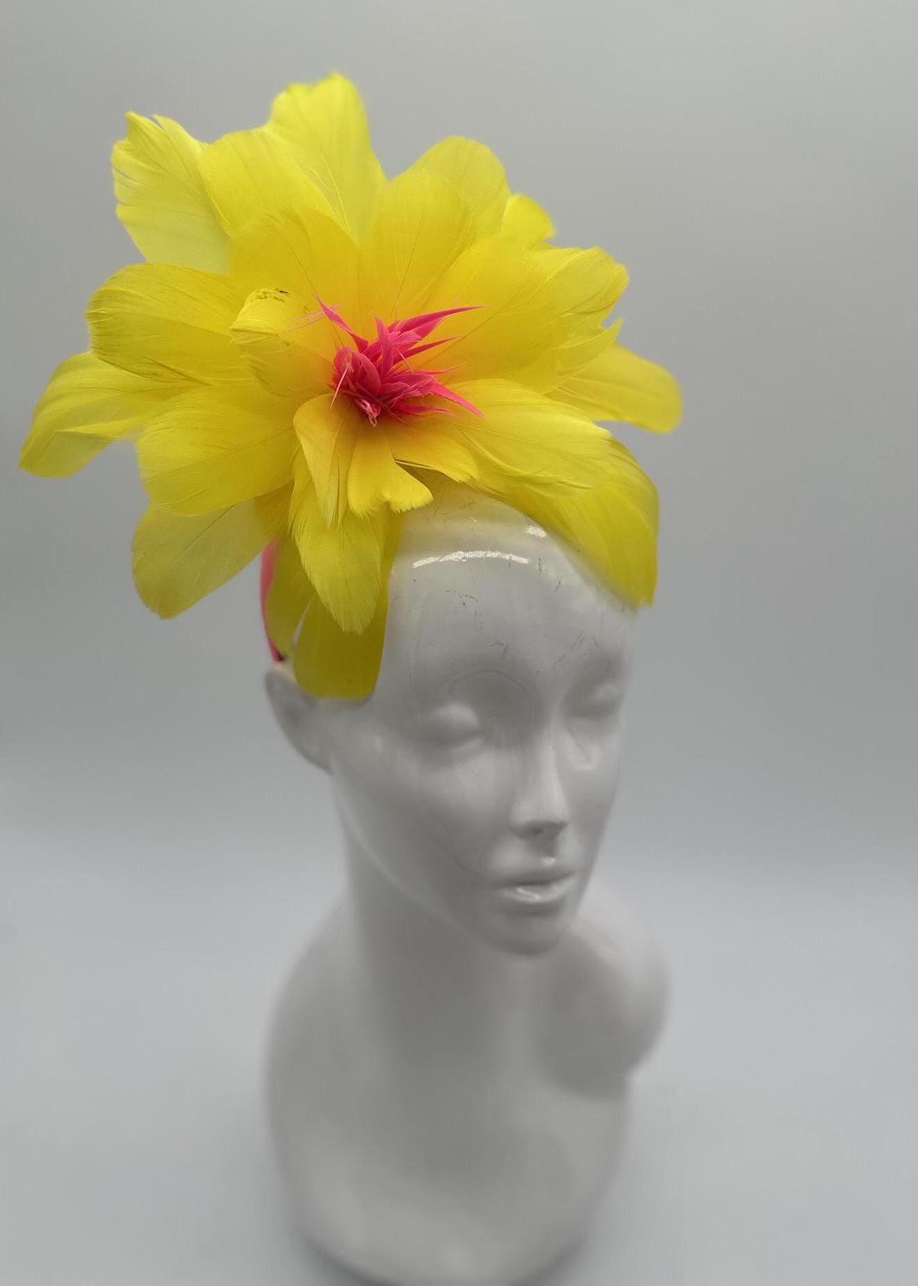 Yellow Derby Fascinator, Kentucky Derby Hat Alternative, Kentucky derby hat, (SILVER LINE)