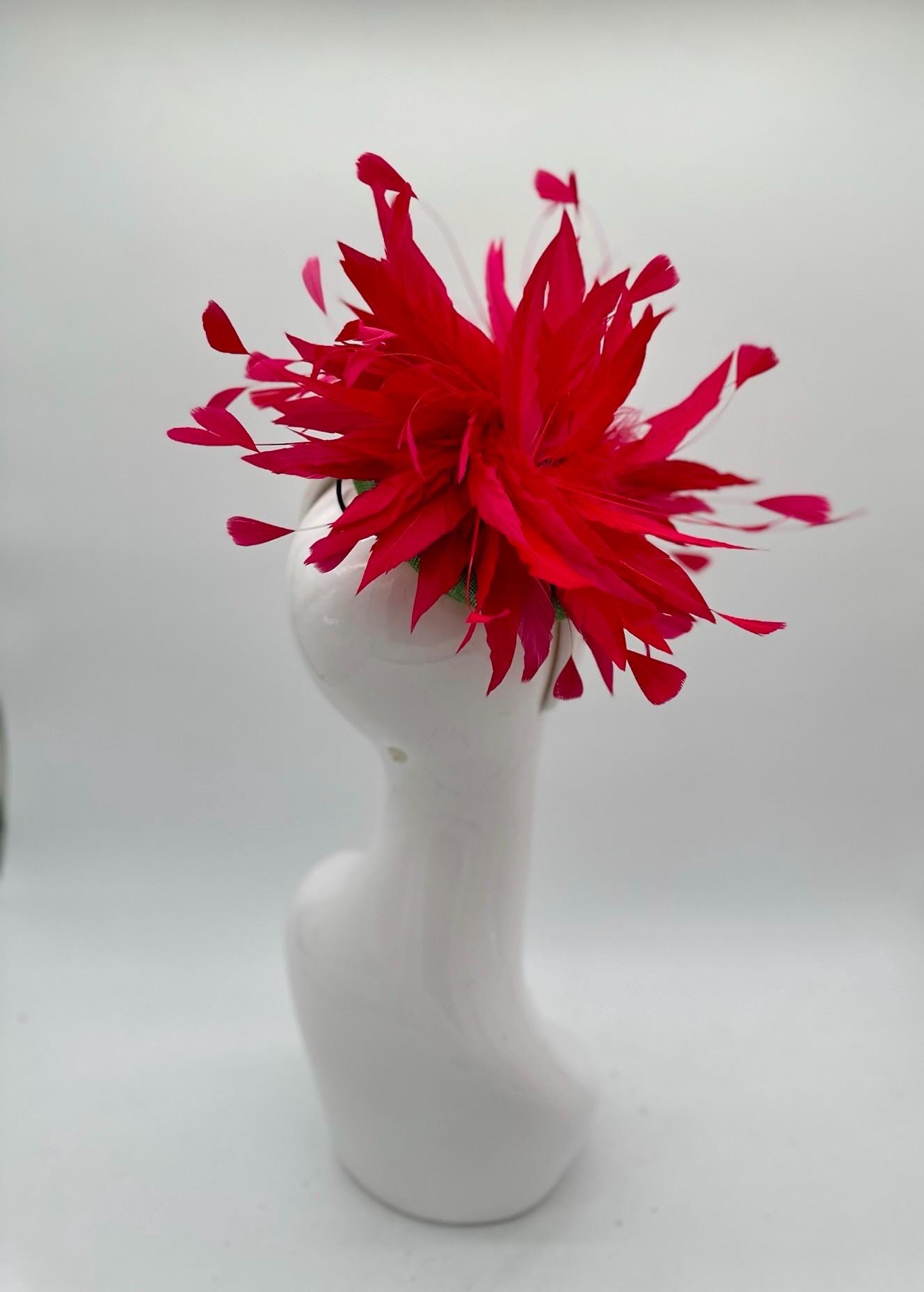 Watermelon pink and Green Derby Fascinator, Kentucky Derby Hat Alternative, Kentucky derby hat (GOLD LINE)