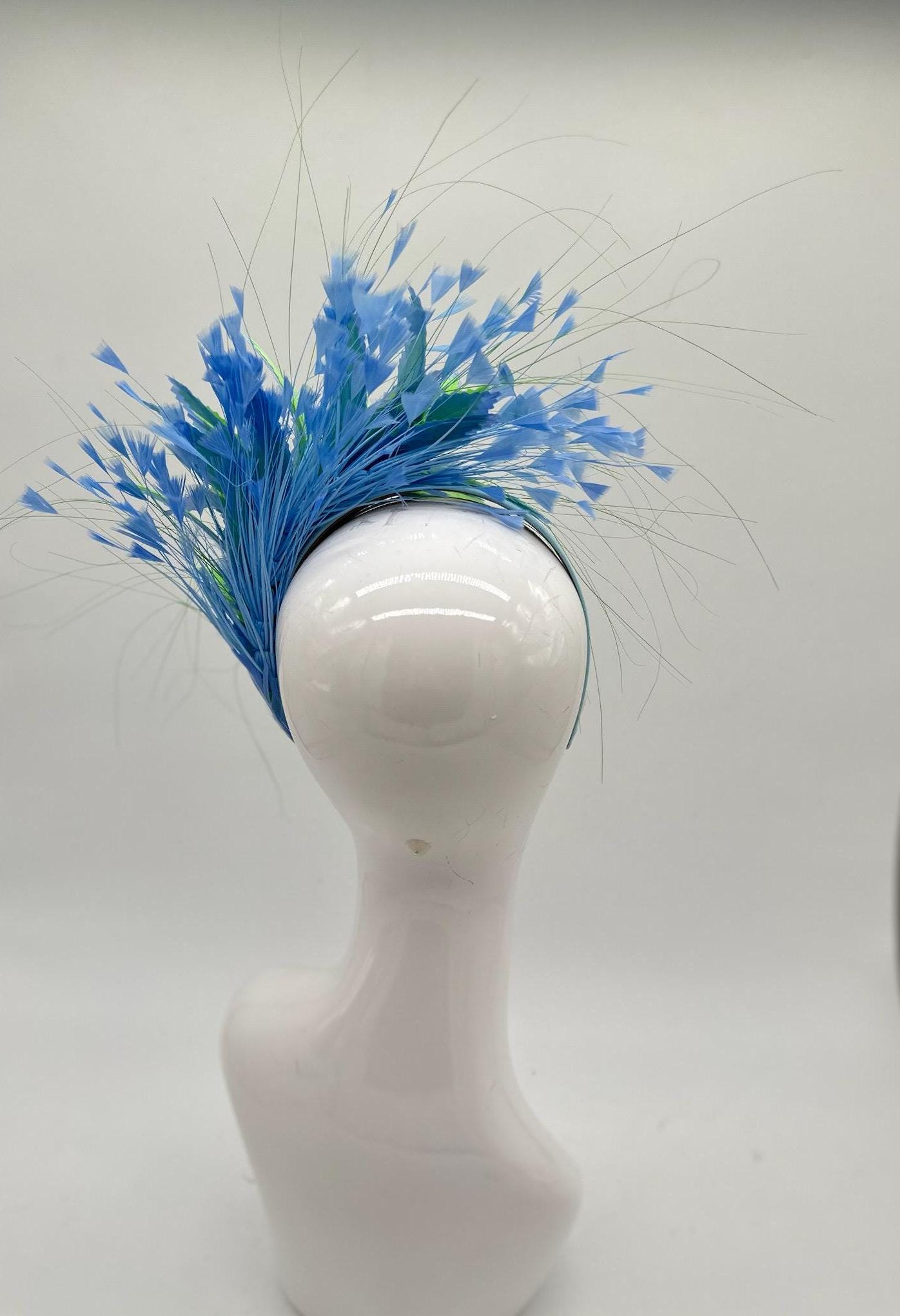 Blue and Green Derby Fascinator, Kentucky Derby Hat Alternative, Kentucky derby hat (GOLD LINE)